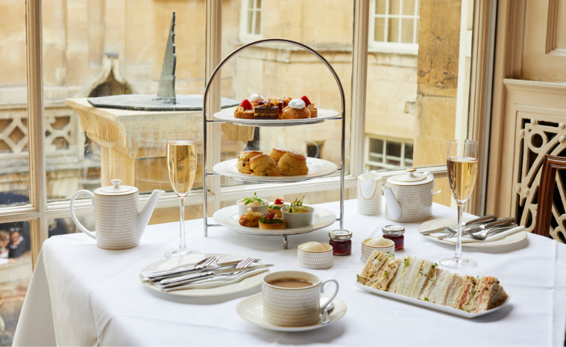Afternoon tea at the Pump Room restaurant